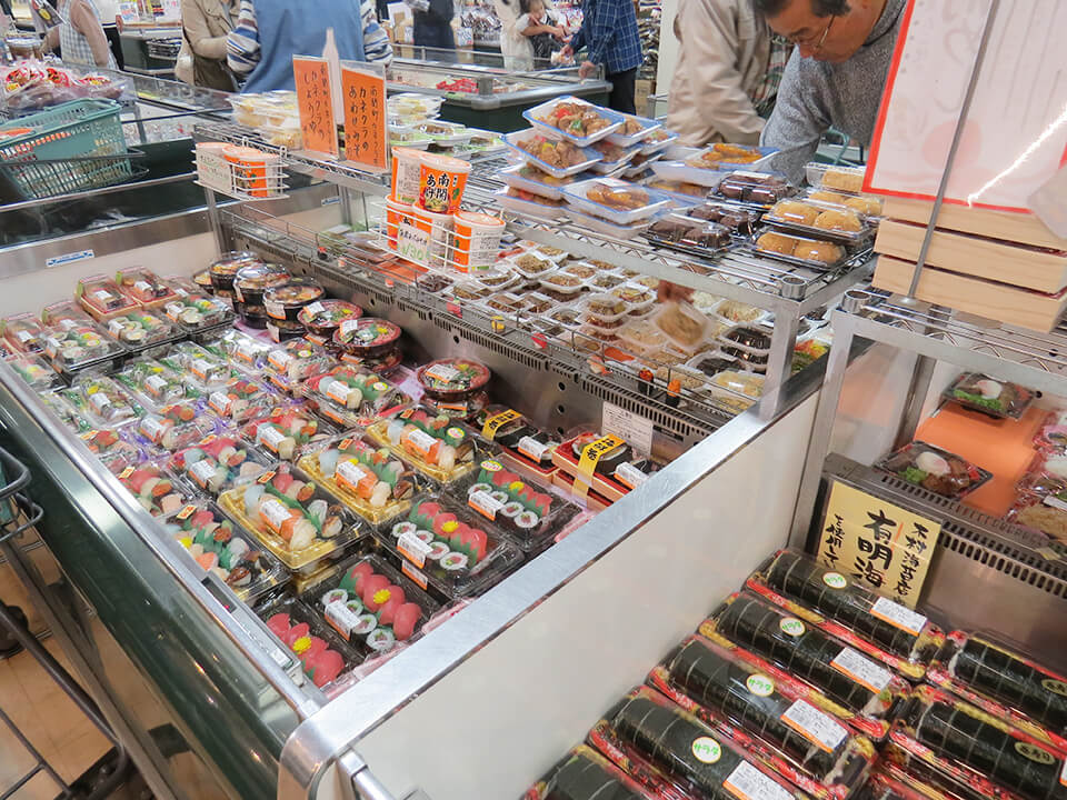 鮮魚・手作り惣菜・寿司も人気です！